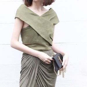 J.O.A. STRUCTURED TOP